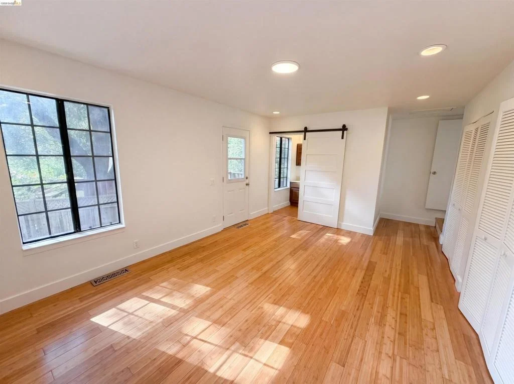 Photo of 155 Estates Dr