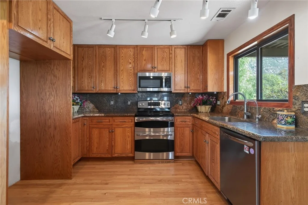 Photo of 20682 Hill Top Drive
