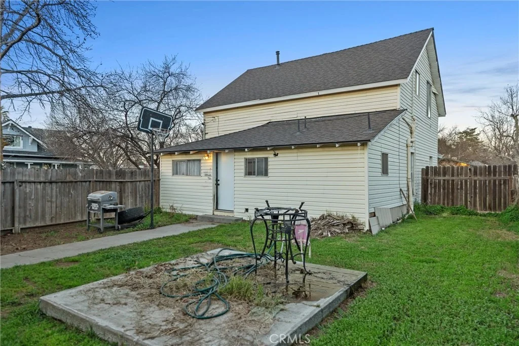 Photo of 855 Johnson