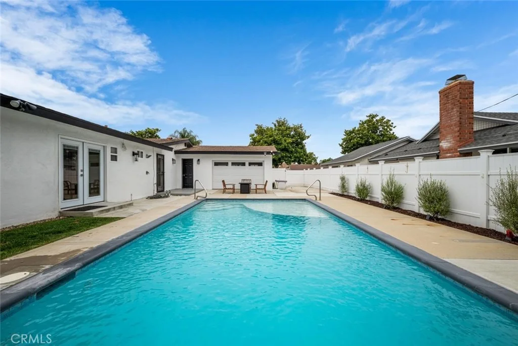 Photo of 2920 Birch Place