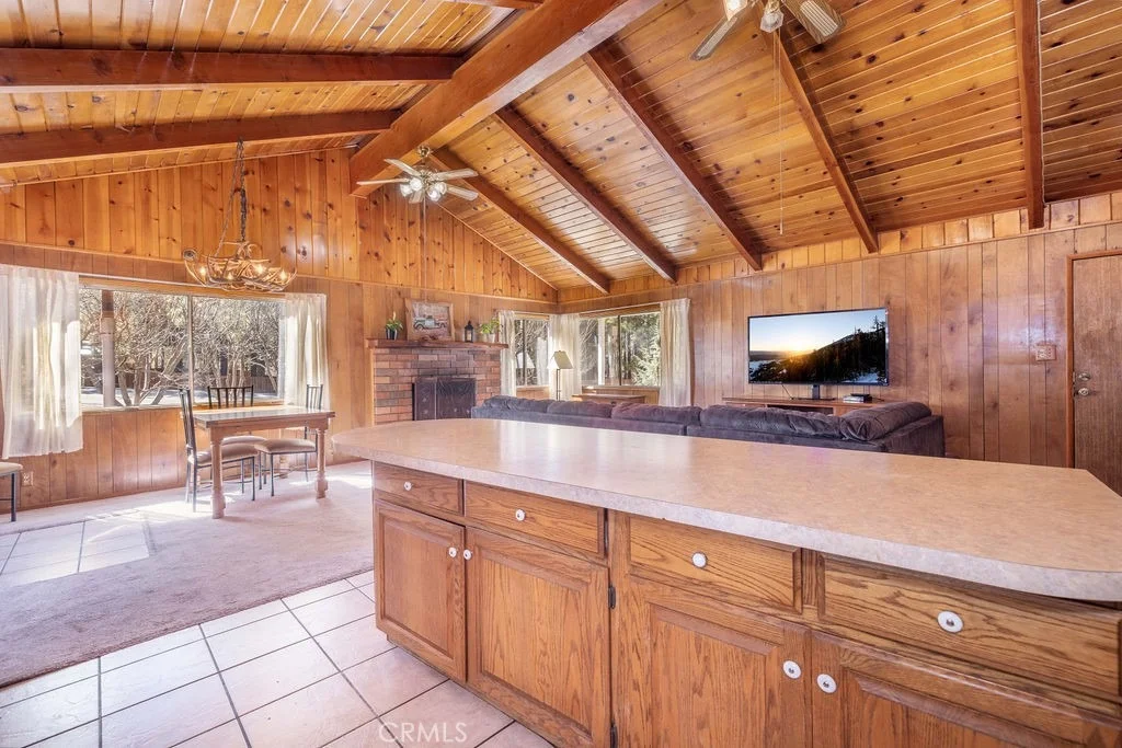 Photo of 433 Catalina