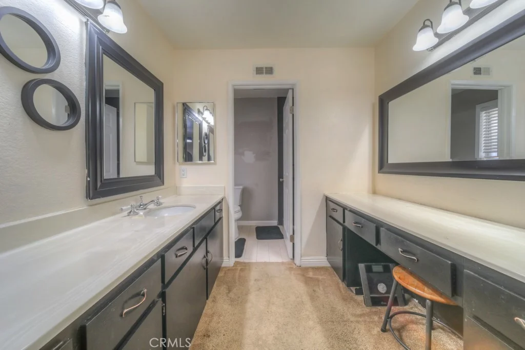 Photo of 6591 Grant