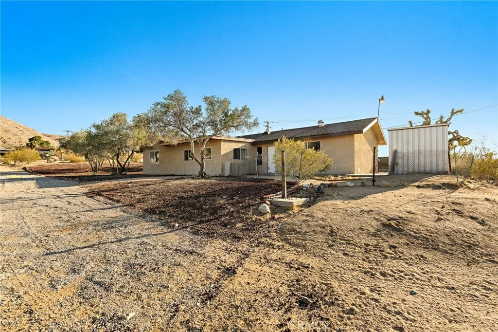 Photo of 7453 Olympic Road