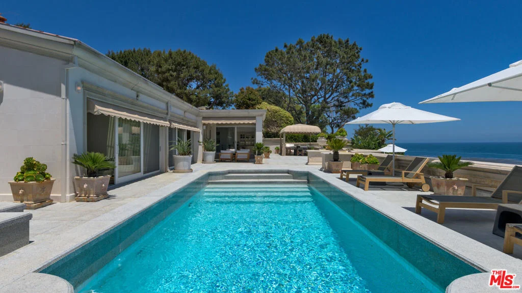 Photo of 29000 Cliffside Drive