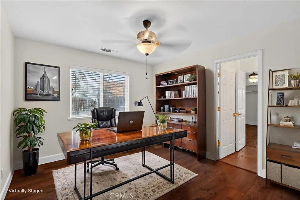 Photo of 724 Robin Drive