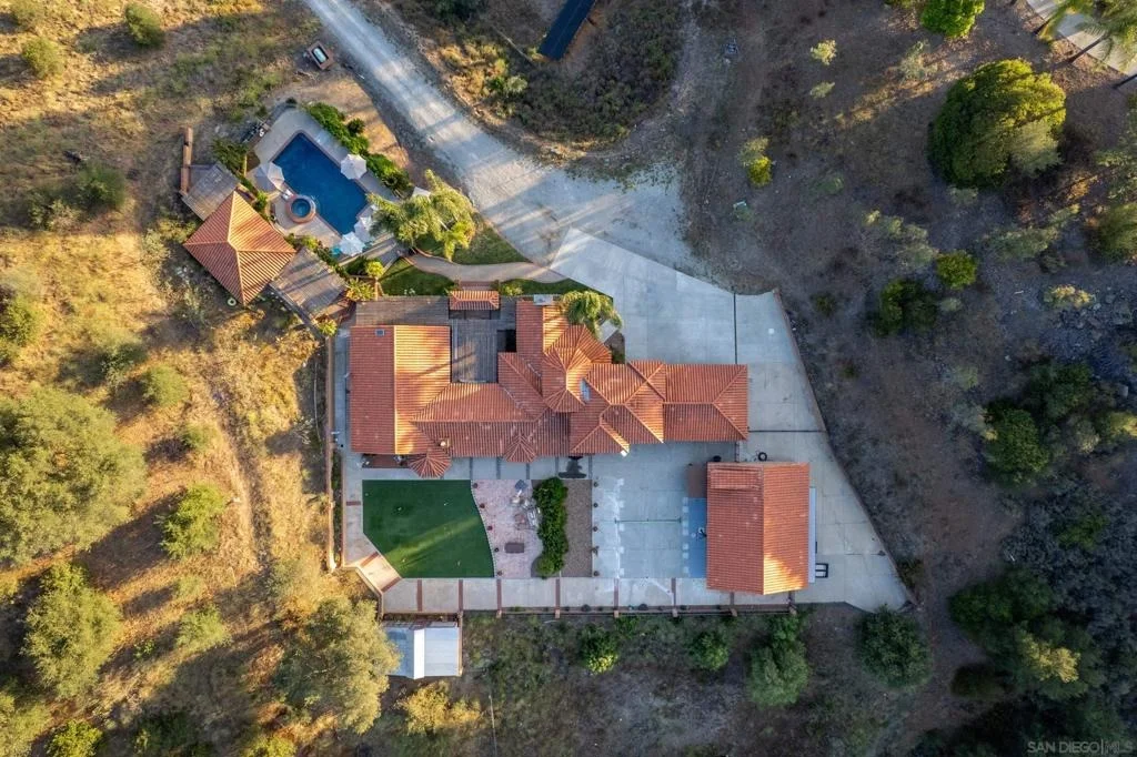 Photo of 24922 Terreno Drive