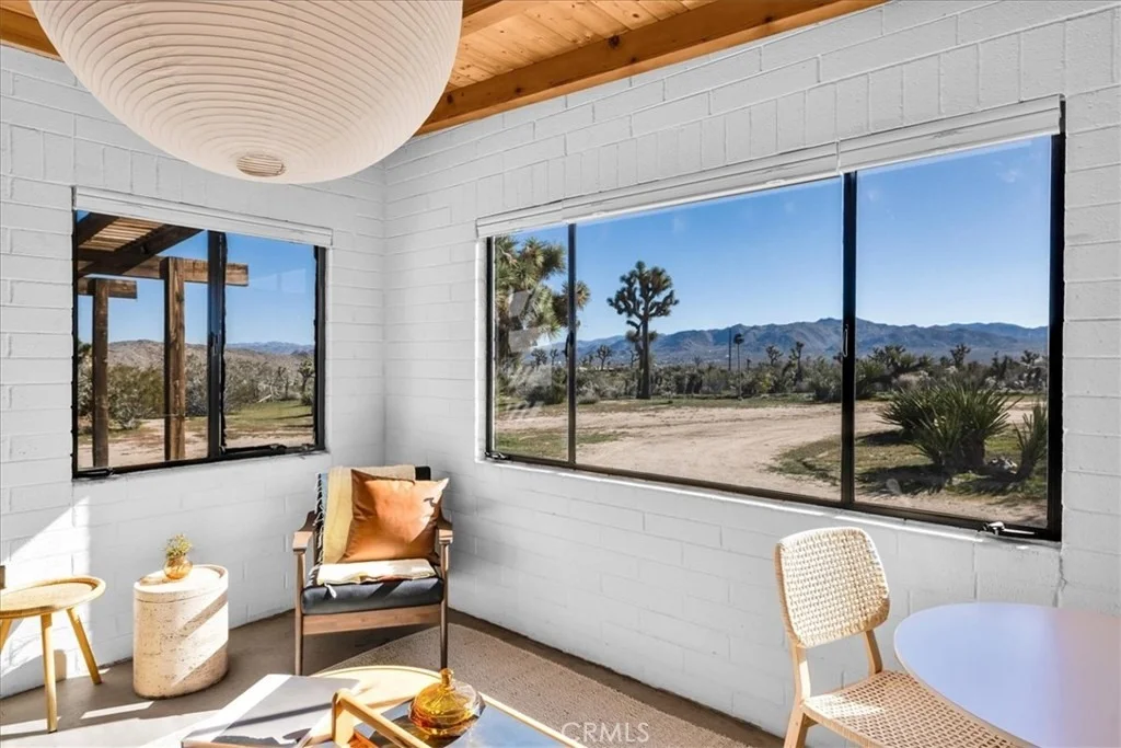 Photo of 5437 Paradise View Road