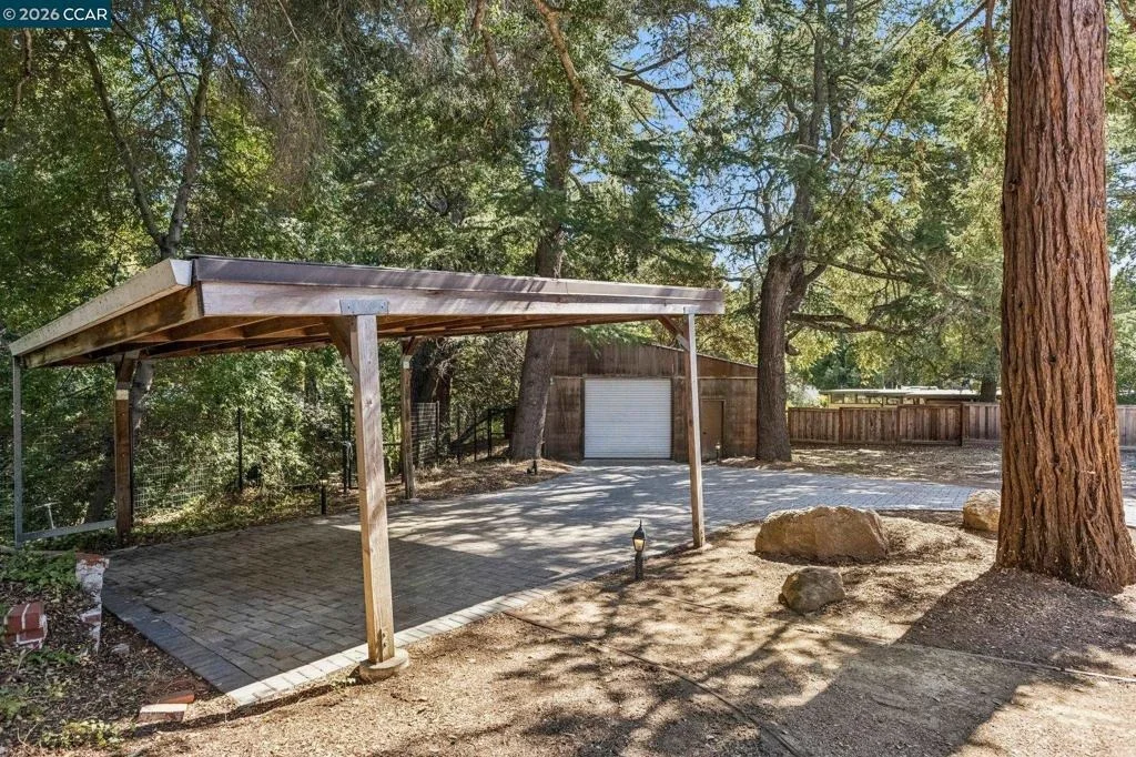 Photo of 3686 Happy Valley Rd