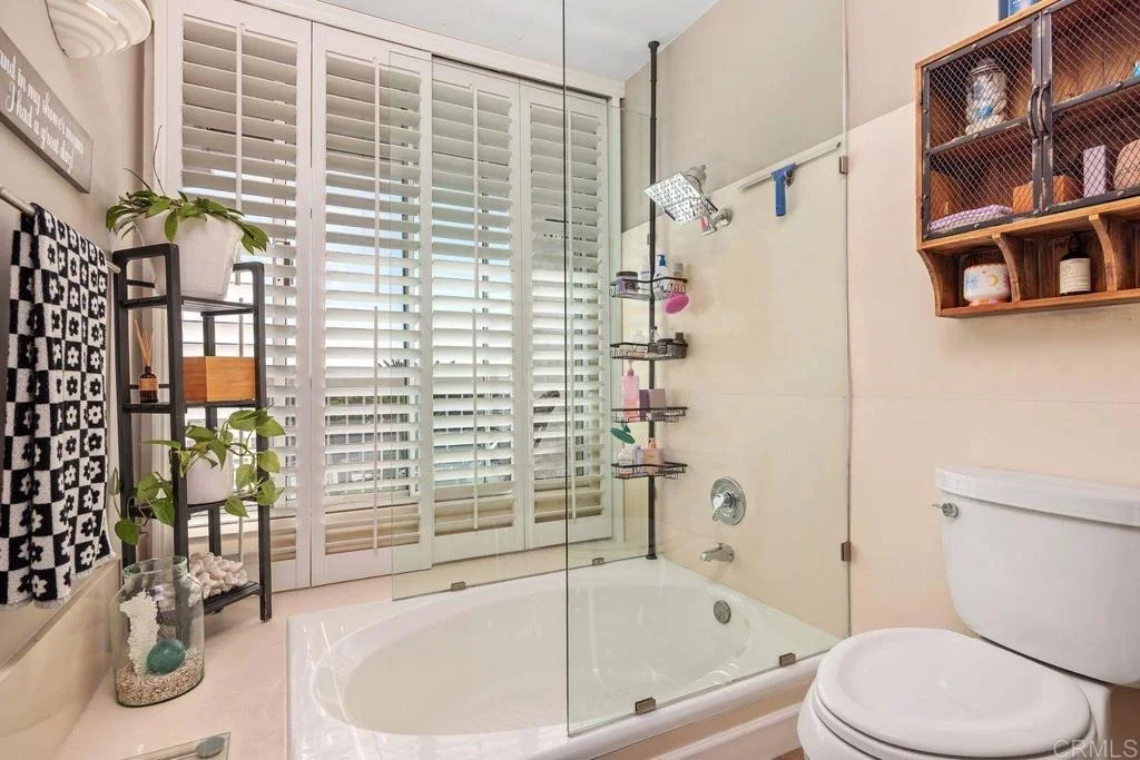 Photo of Unit 3 at 2327 Caringa Way