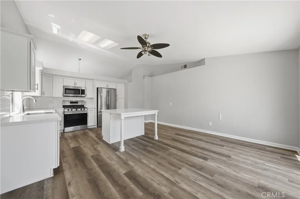 Photo of 24428 Oakridge Cir
