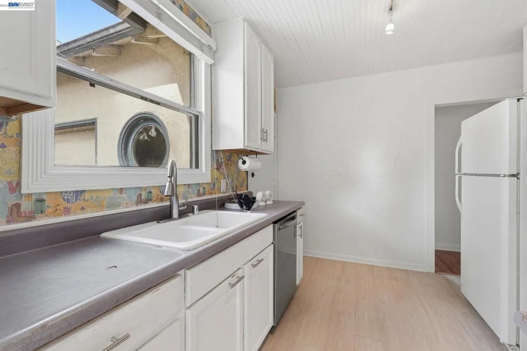 Photo of 519 Annette Ave