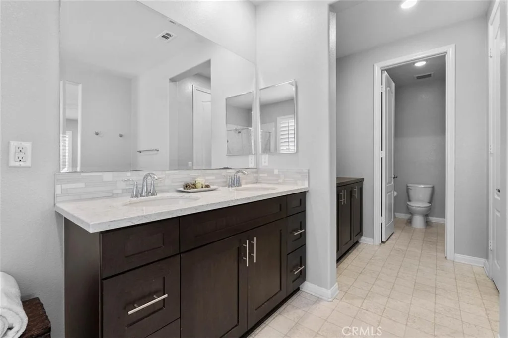 Photo of 20948 Center Street