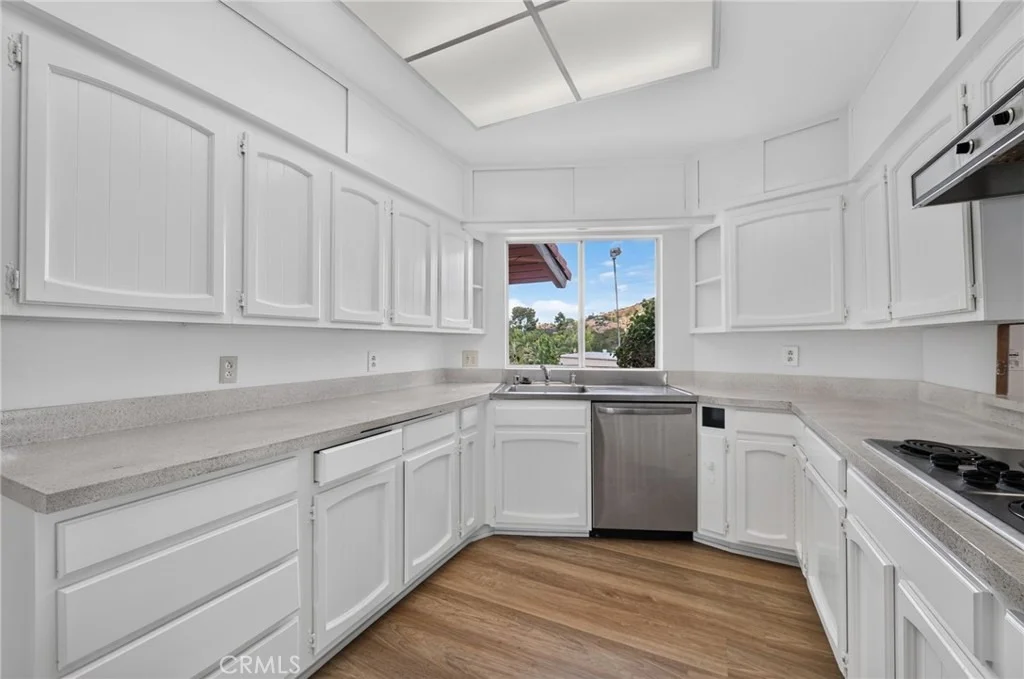 Photo of 2801 E Mission Road