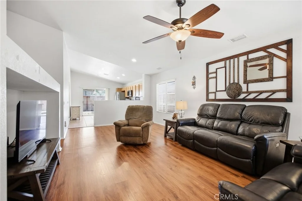 Photo of 27169 Sawyer Road