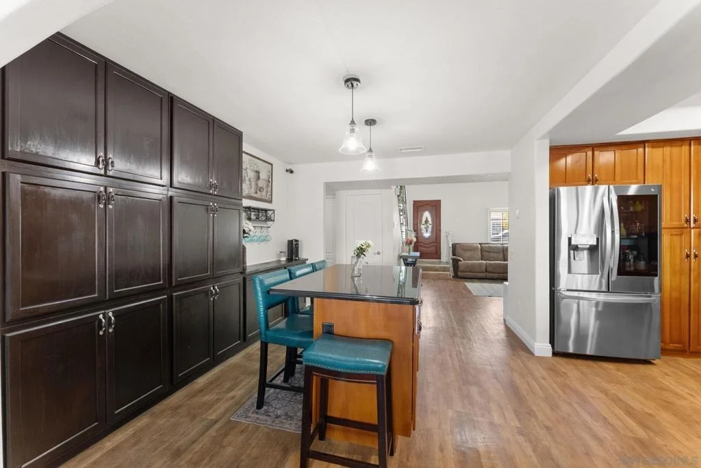 Photo of 10253 Paseo Park