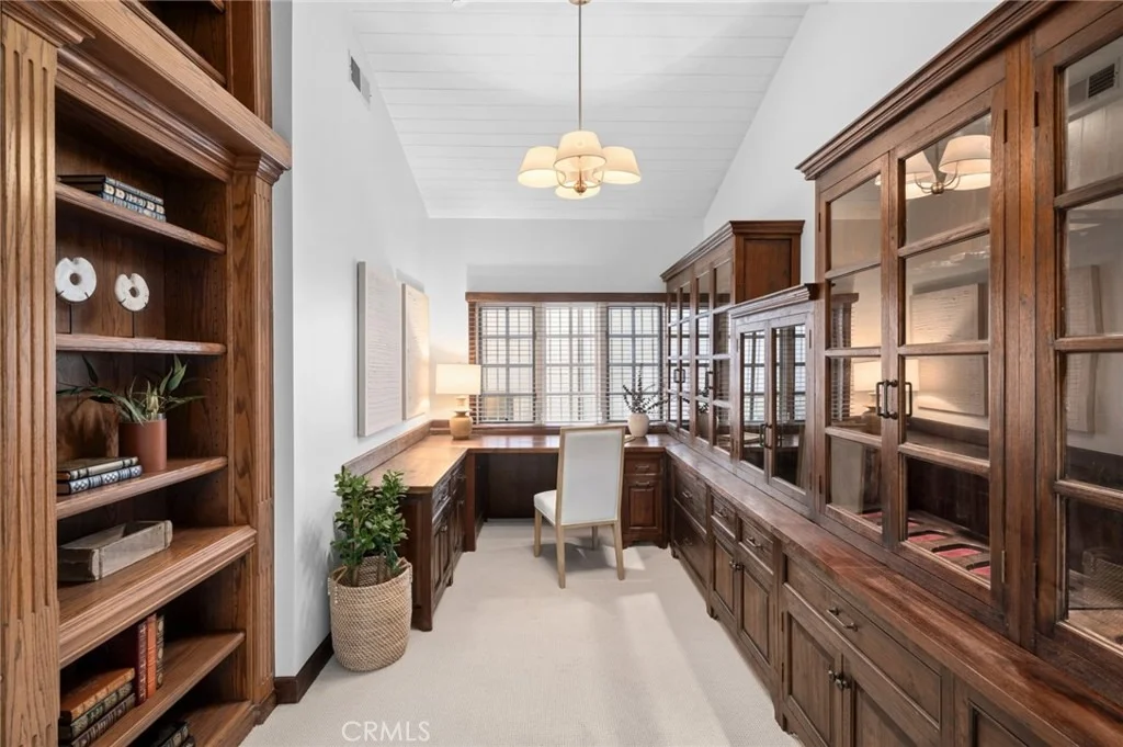 Photo of 701 Kings Road