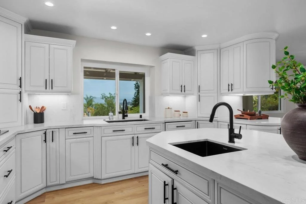 Photo of 1140 Pasadero Drive