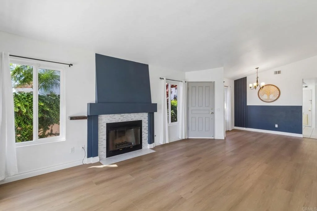 Photo of 2124 Redwood Crst