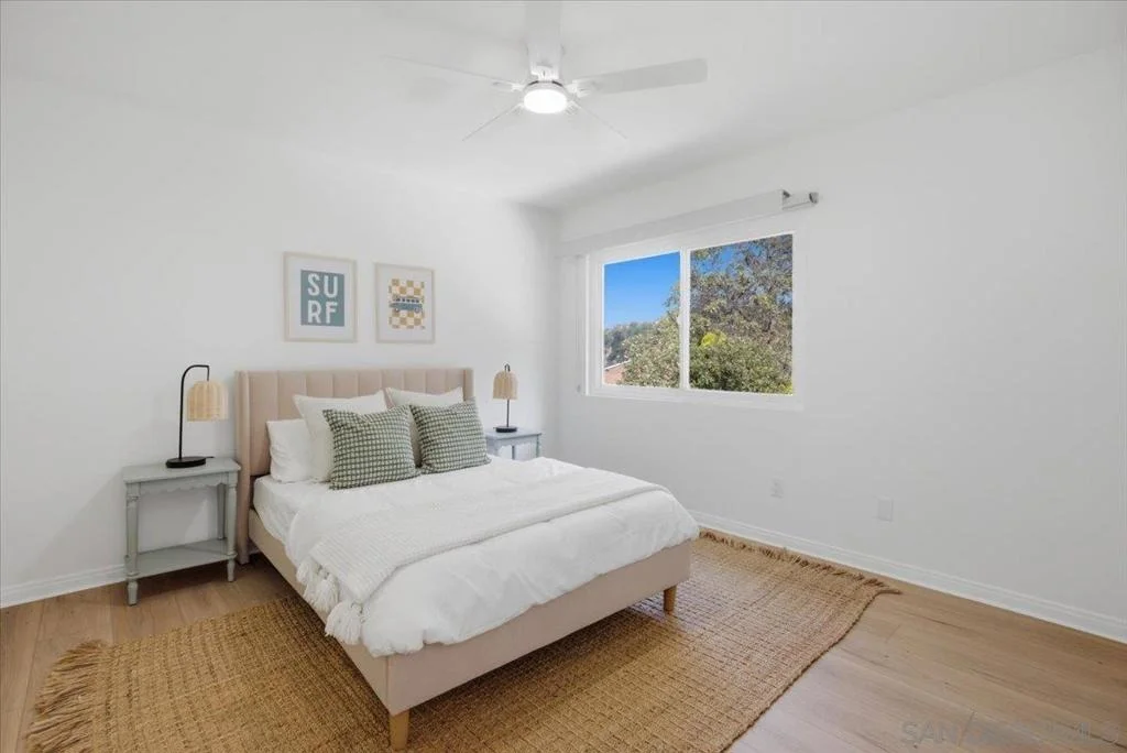 Photo of 6783 Robbins Way