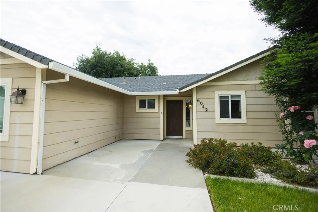 Photo of 6042 Grange
