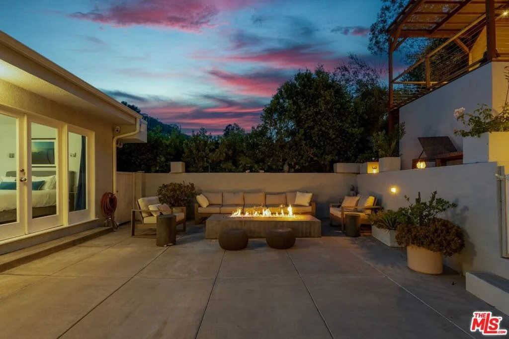 Photo of 7561 Devista Drive