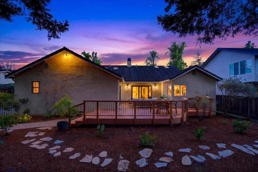 Photo of 292 Apricot Lane
