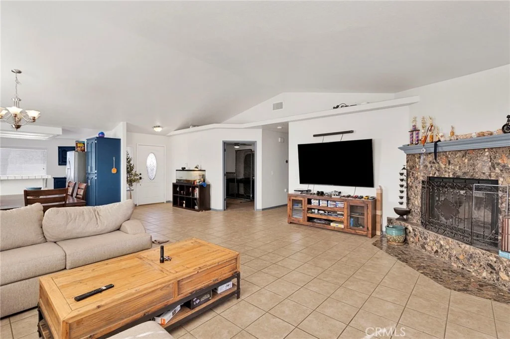 Photo of 18146 Orange