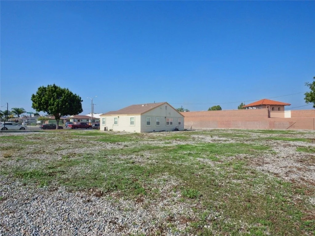 Photo of 22108 Avalon