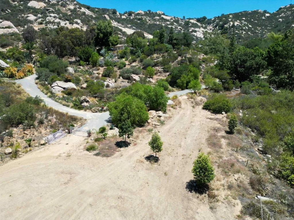 Photo of 5589 Rainbow Creek Road