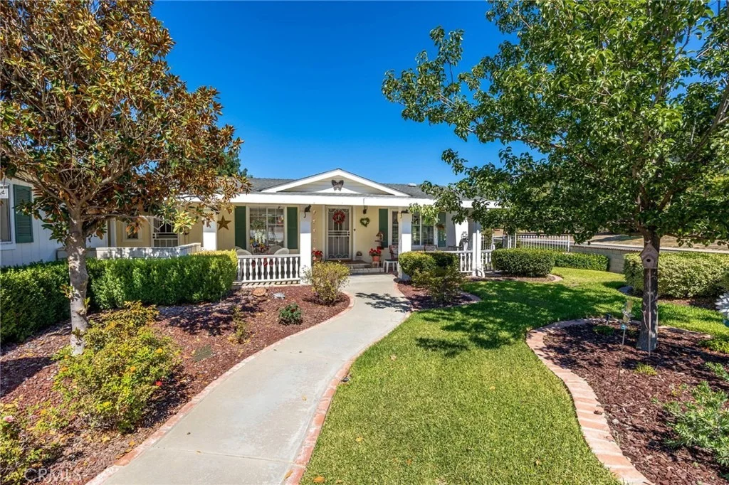 Photo of 2502 Peach Tree Street