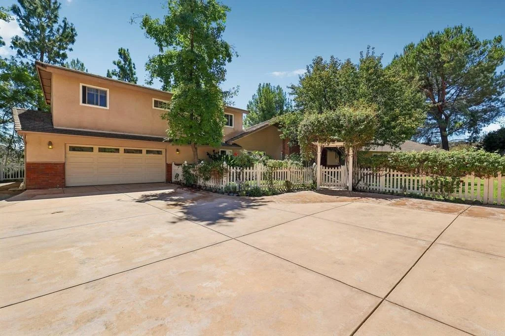 Photo of 3129 Via Viejas