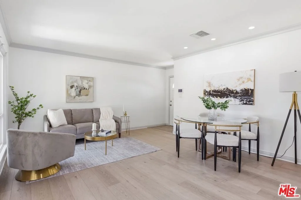 Photo of 7444 Oak Park Avenue