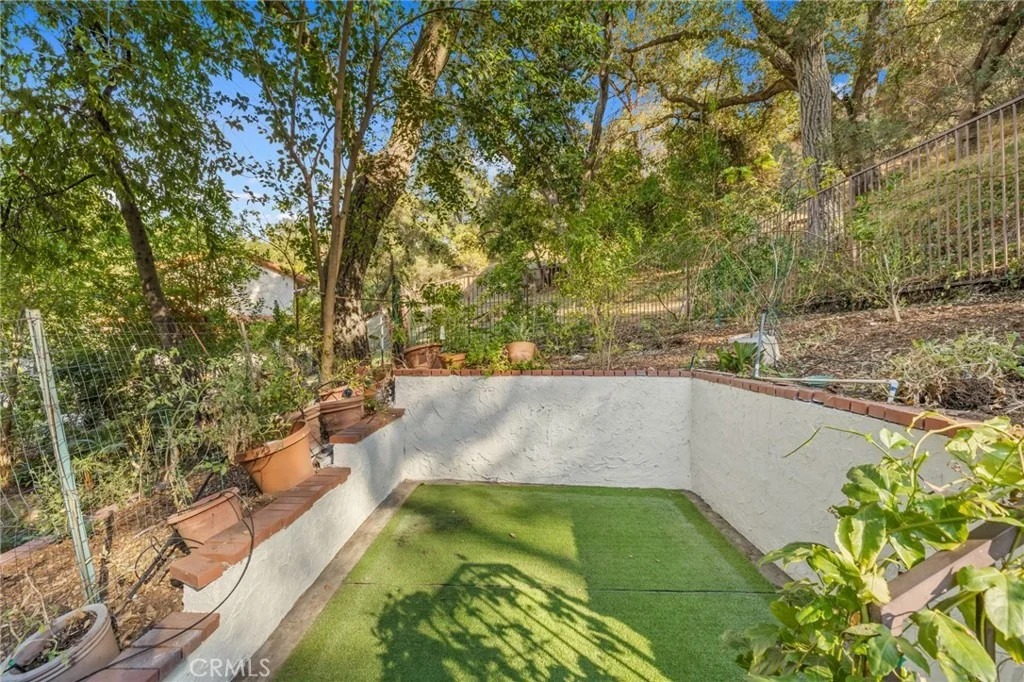 Photo of 16 Hidden Valley Road