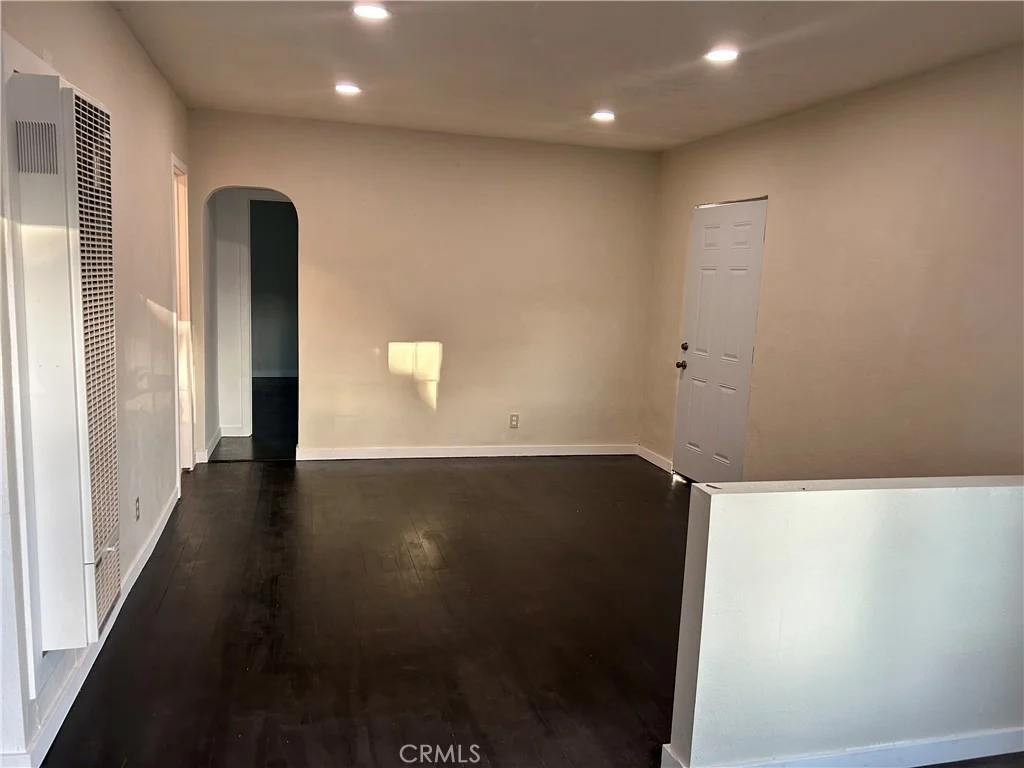 Photo of 2412 Gale Avenue