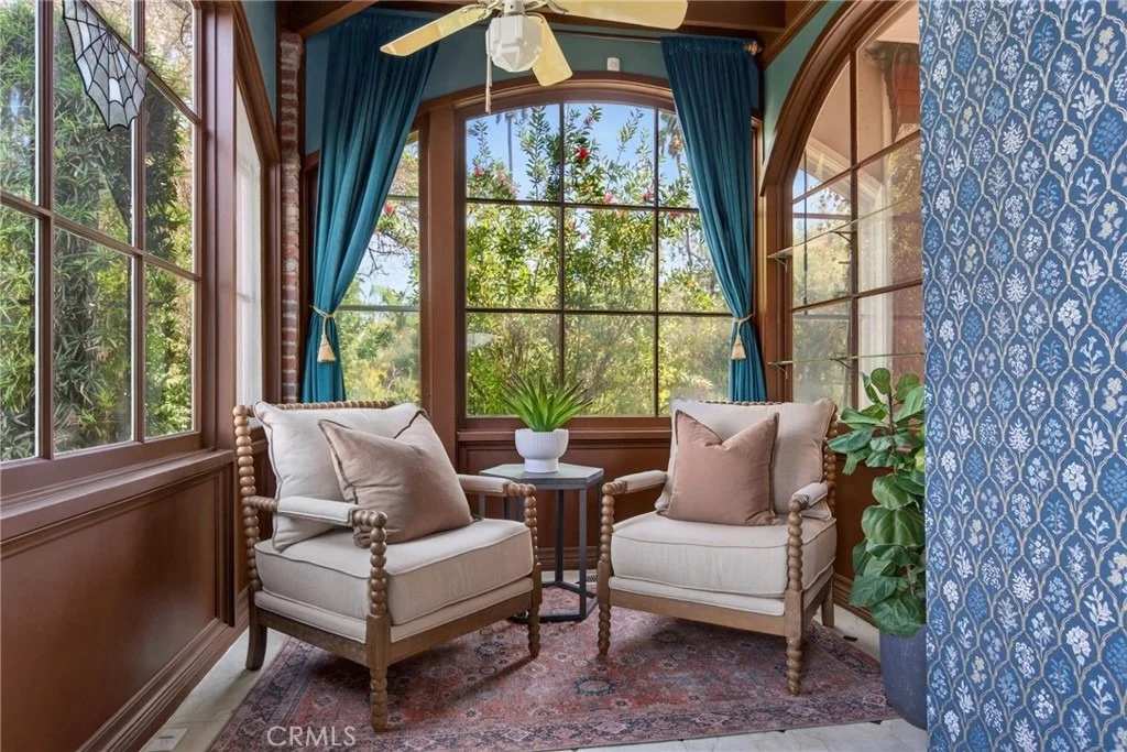 Photo of 2812 Ivy