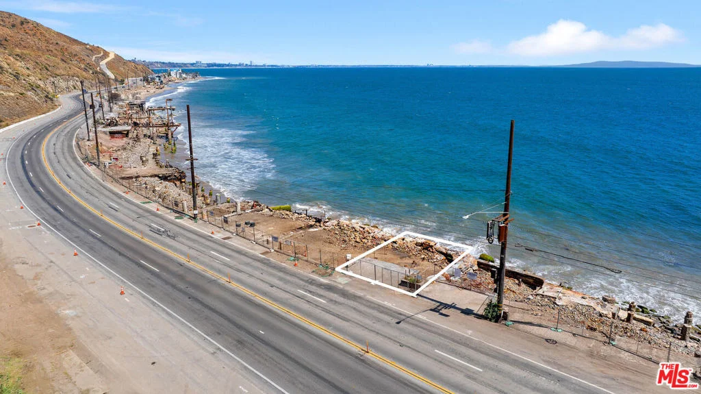 Photo of 19302 Pacific Coast Highway