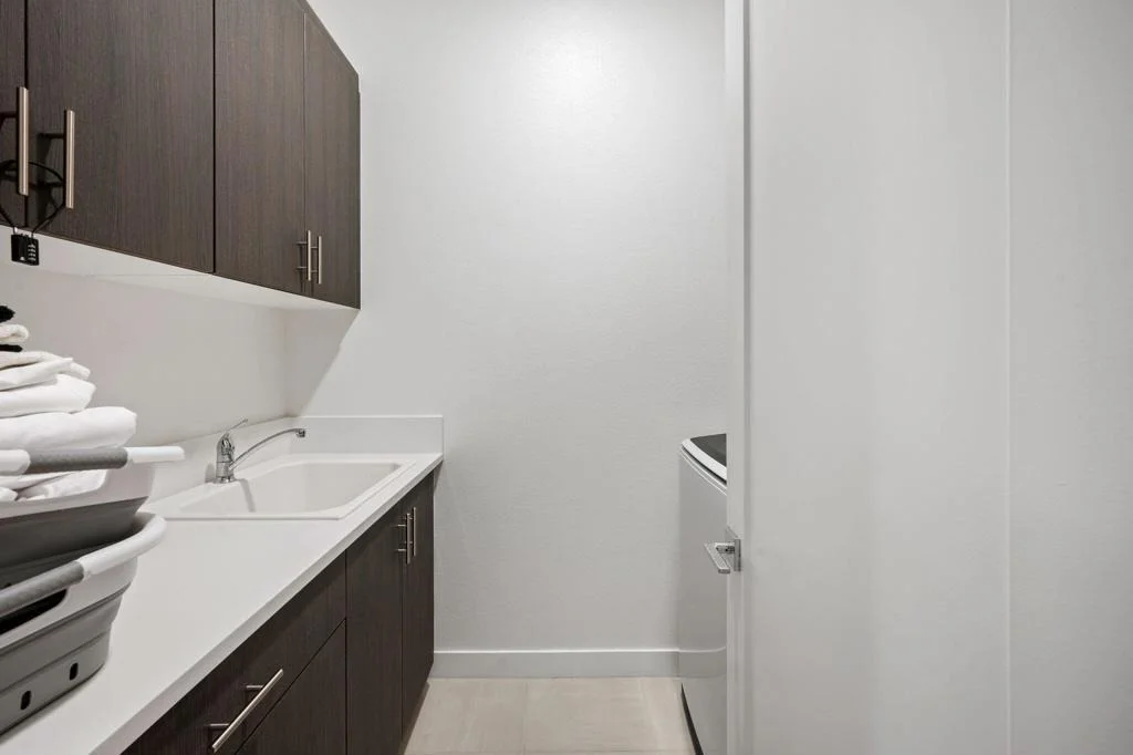 Photo of 80205 Platinum Way