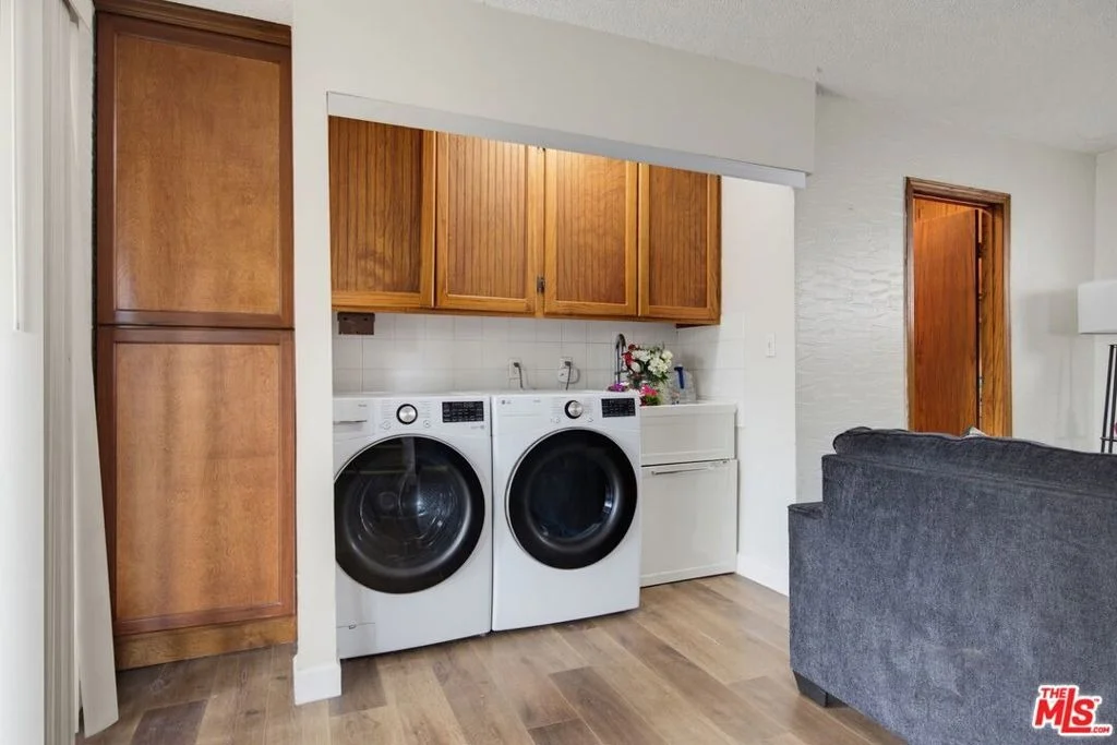 Photo of 291 Simmons Avenue