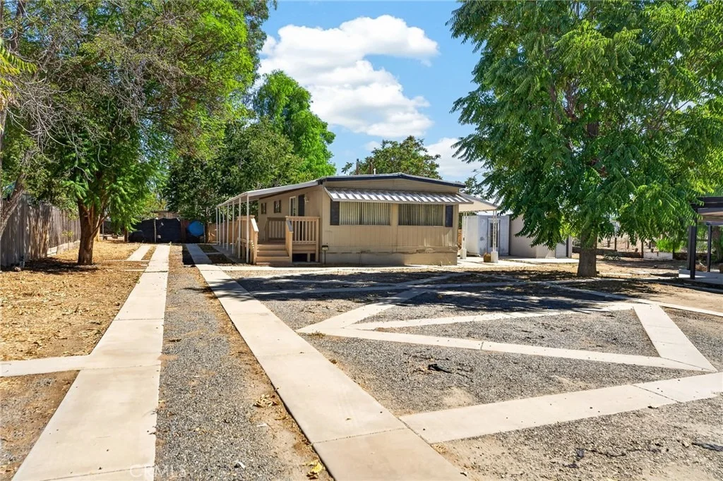 Photo of 33063 State Highway 74