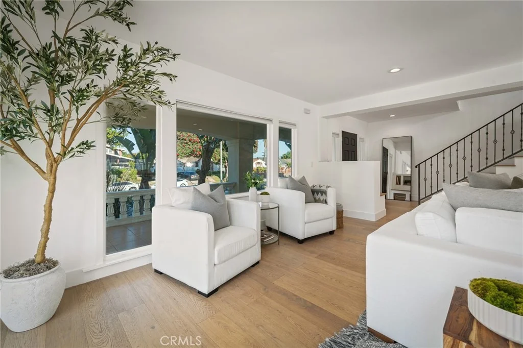 Photo of 5115 West Boulevard