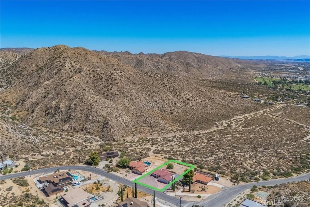 Photo of 7495 Canyon Drive