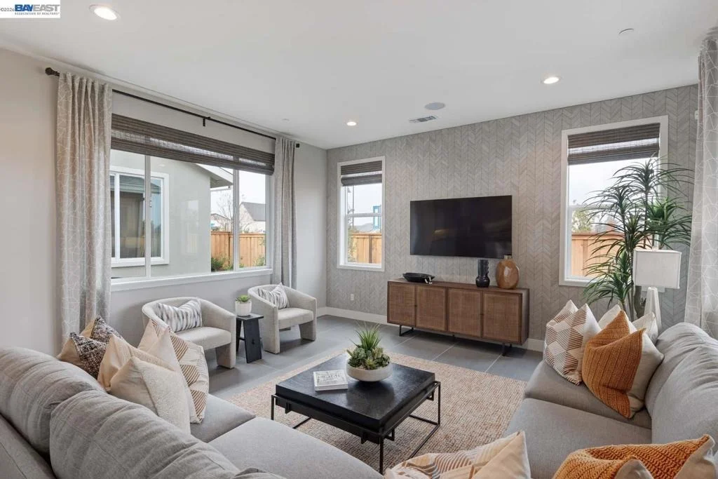 Photo of 1288 Parkcrest Circle