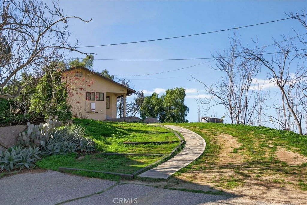 Photo of 20682 Hill Top Drive