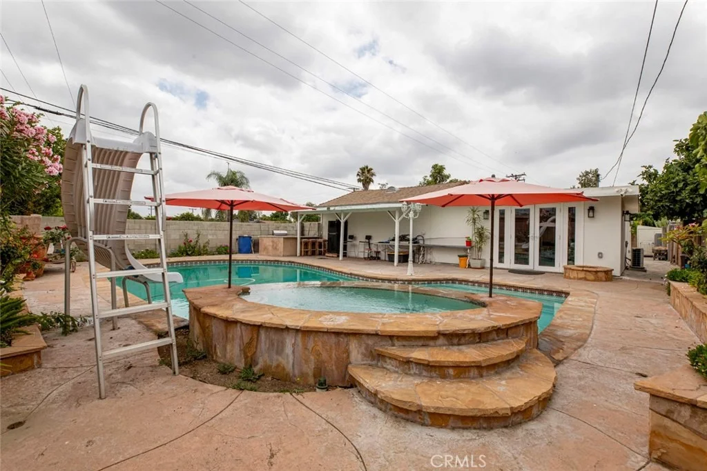 Photo of 1503 Coronel