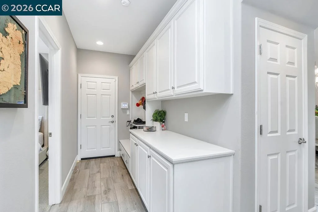 Photo of 5449 Mountain Ridge Way