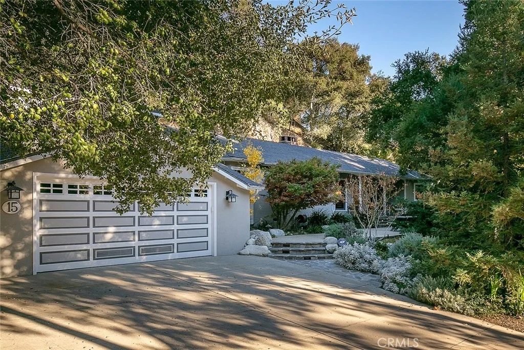 Photo of 15 Hidden Valley Road