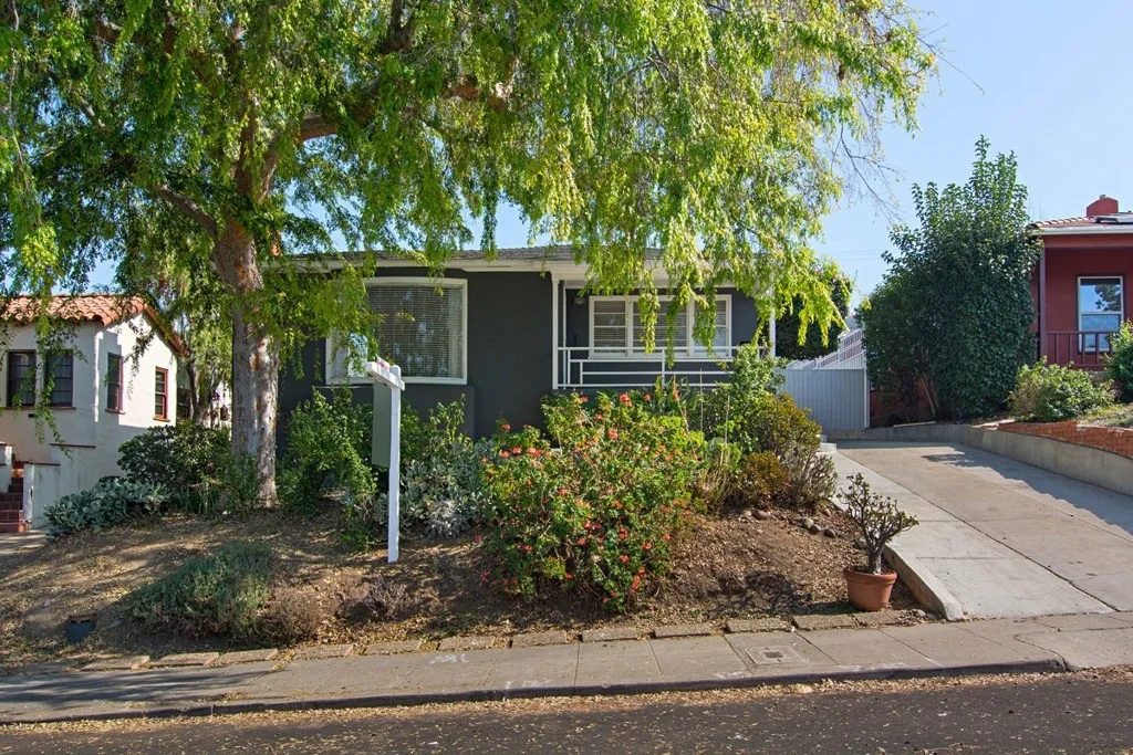 Photo of 4635 ESTHER STREET