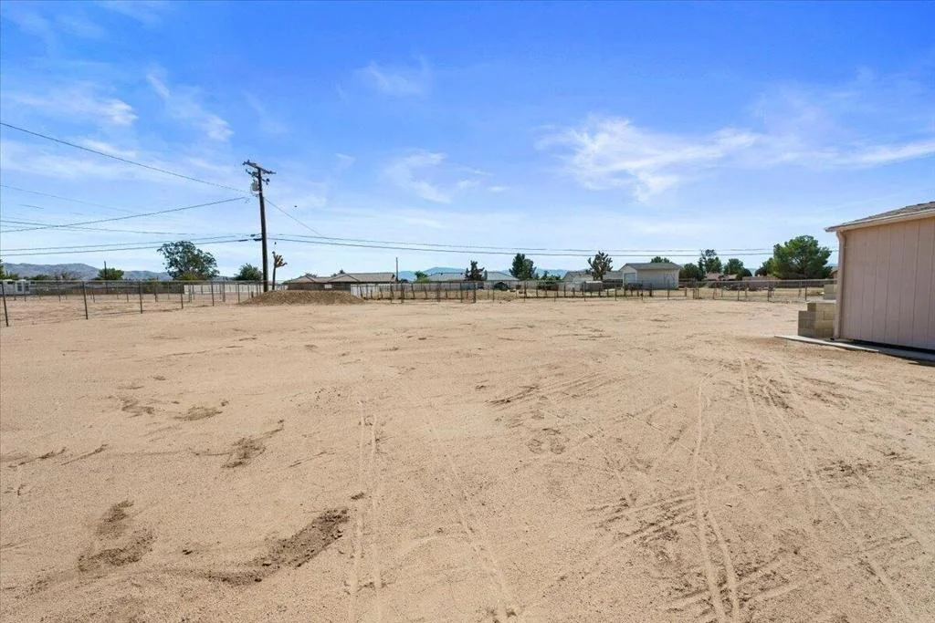 Photo of 14151 Hopi Road
