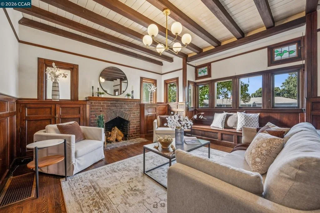 Photo of 3386 Cowell Rd