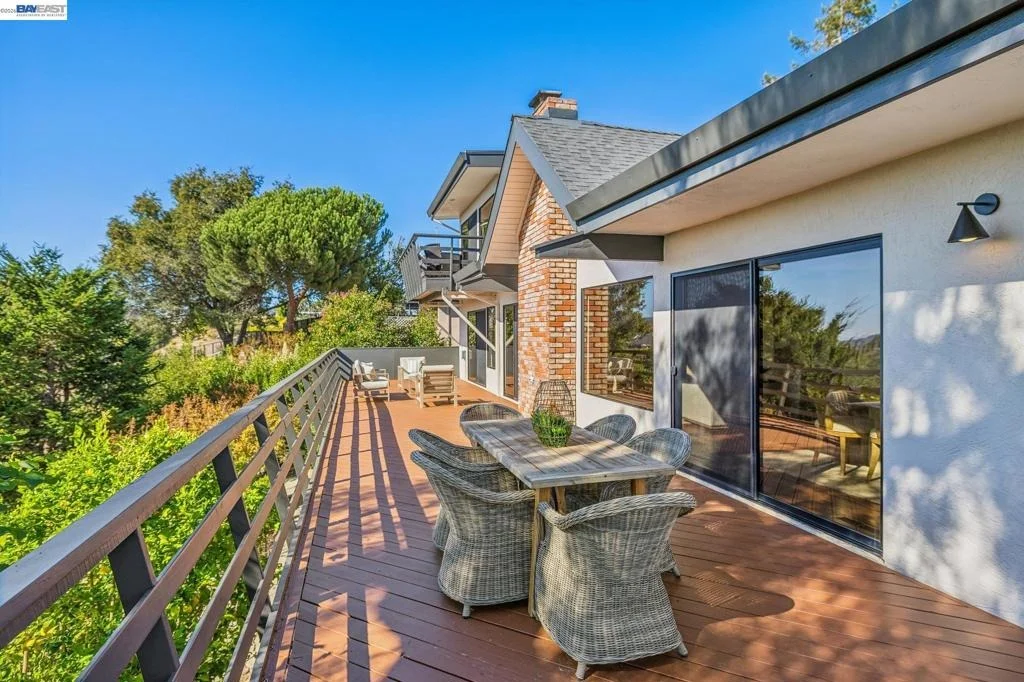 Photo of 5624 Greenridge Rd